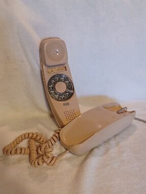 Beige Vintage Corded Rotary Dial Phone Handset - Beige